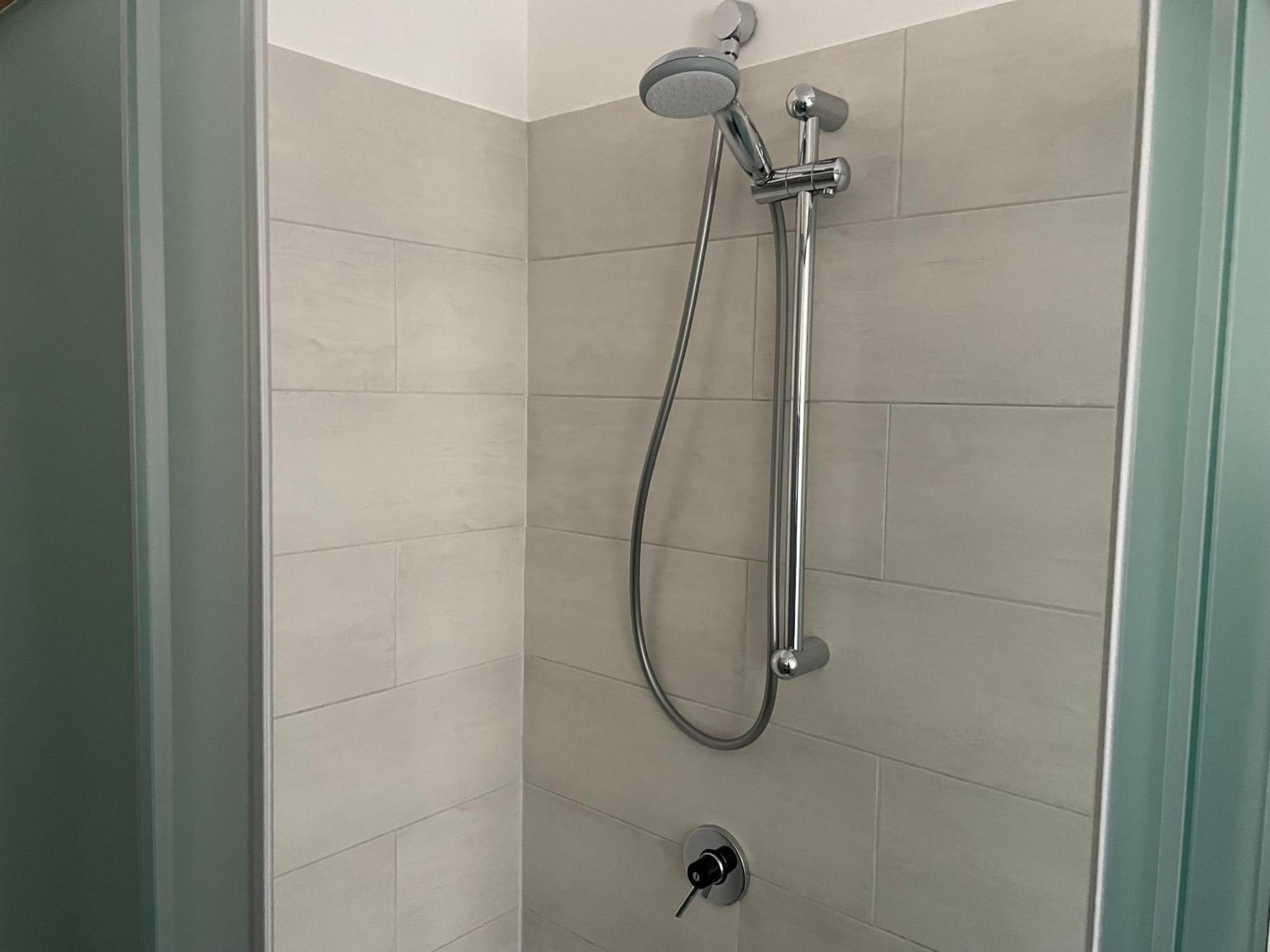 Apartamento Spazioso Con 3 Da Letto *