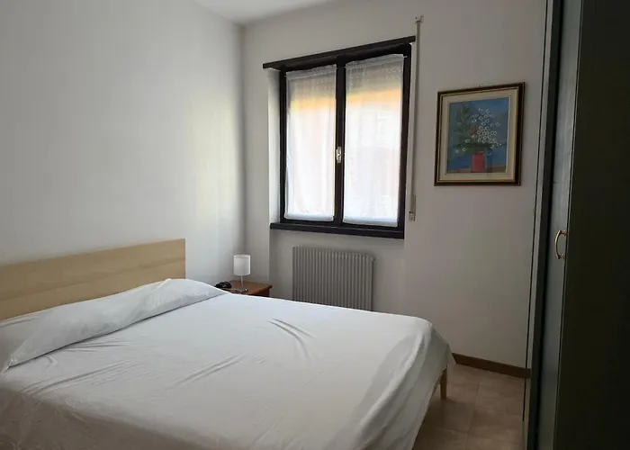 Appartamento Spazioso Con 3 Camere Da Letto