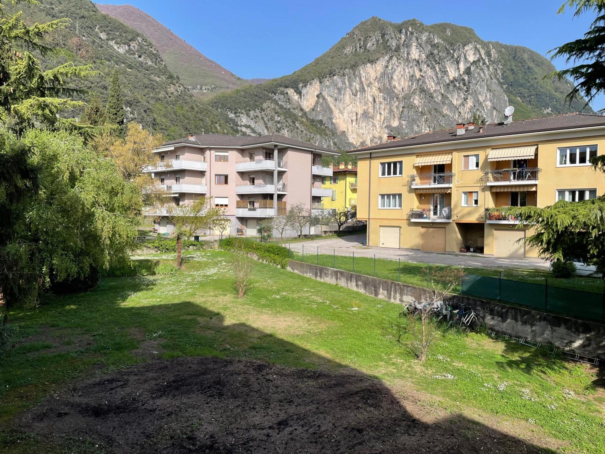 Spazioso Con 3 Da Letto Riva del Garda
