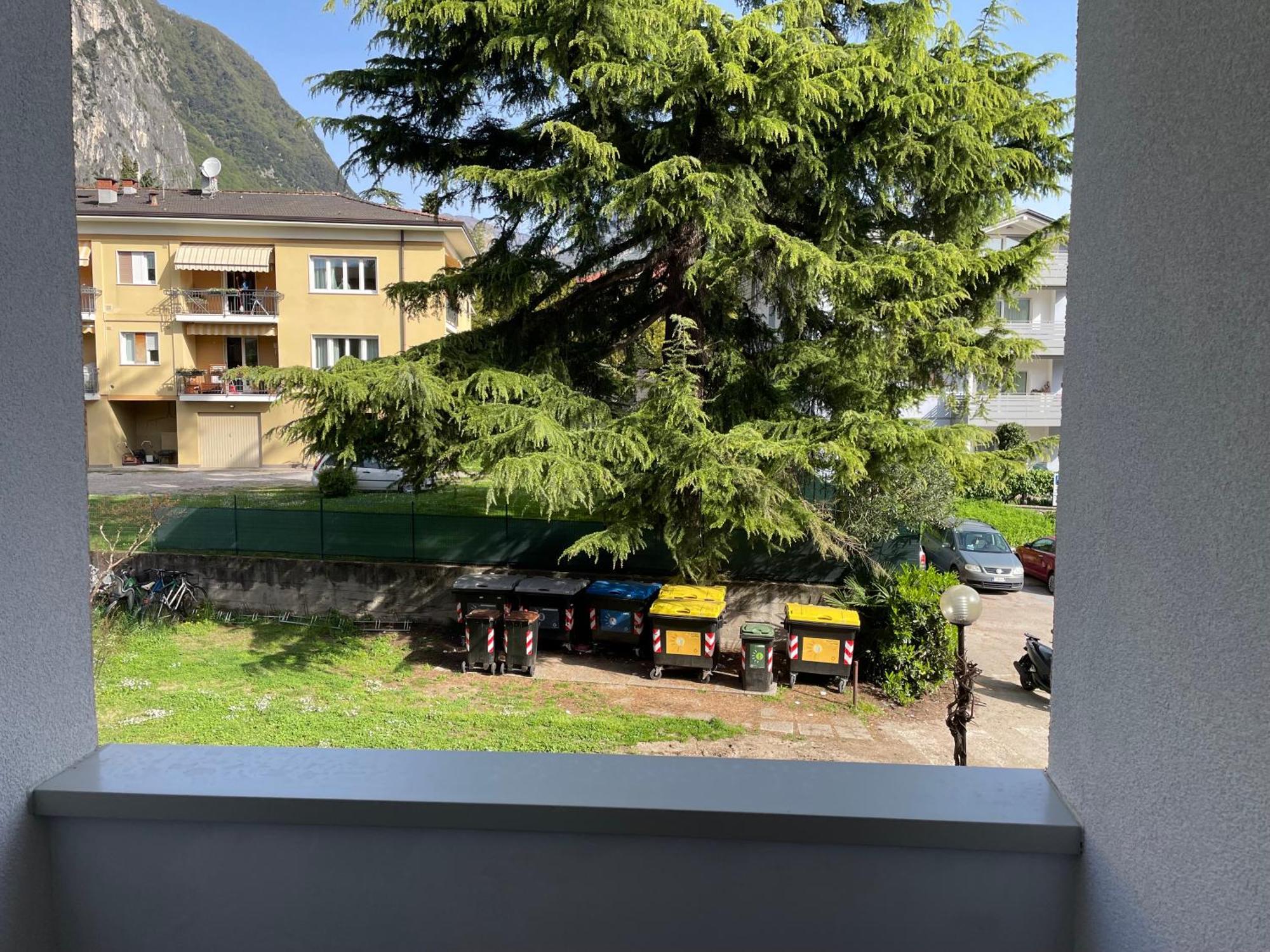 Spazioso Con 3 Da Letto Apartment